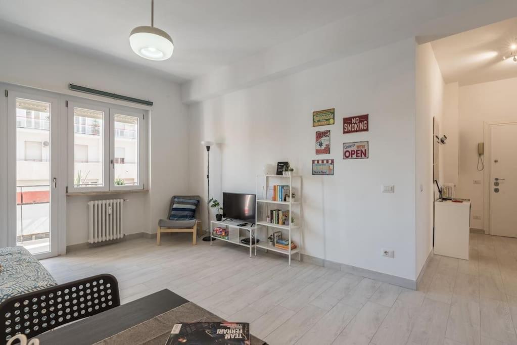 Cinema House In Cinecitta Apartment Rome Exterior photo