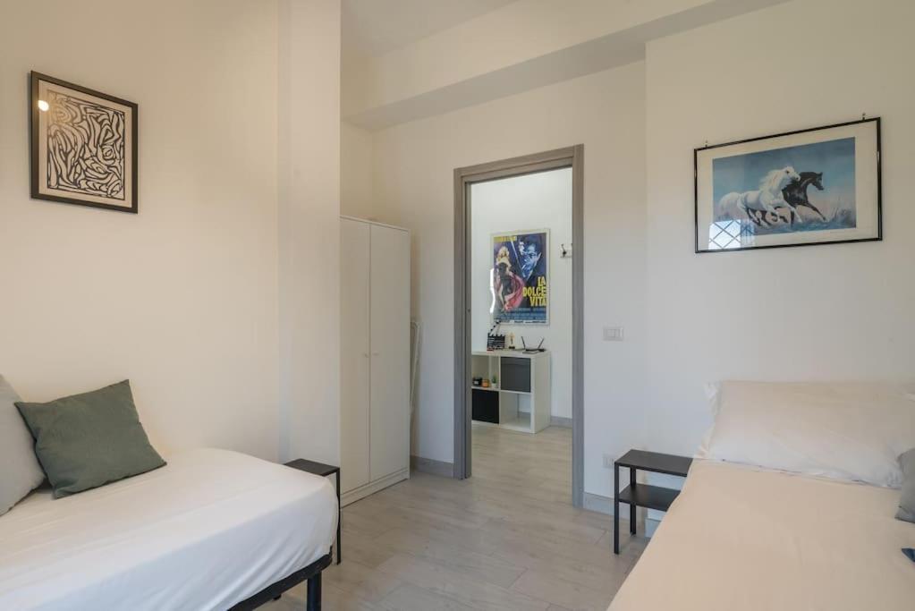 Cinema House In Cinecitta Apartment Rome Exterior photo